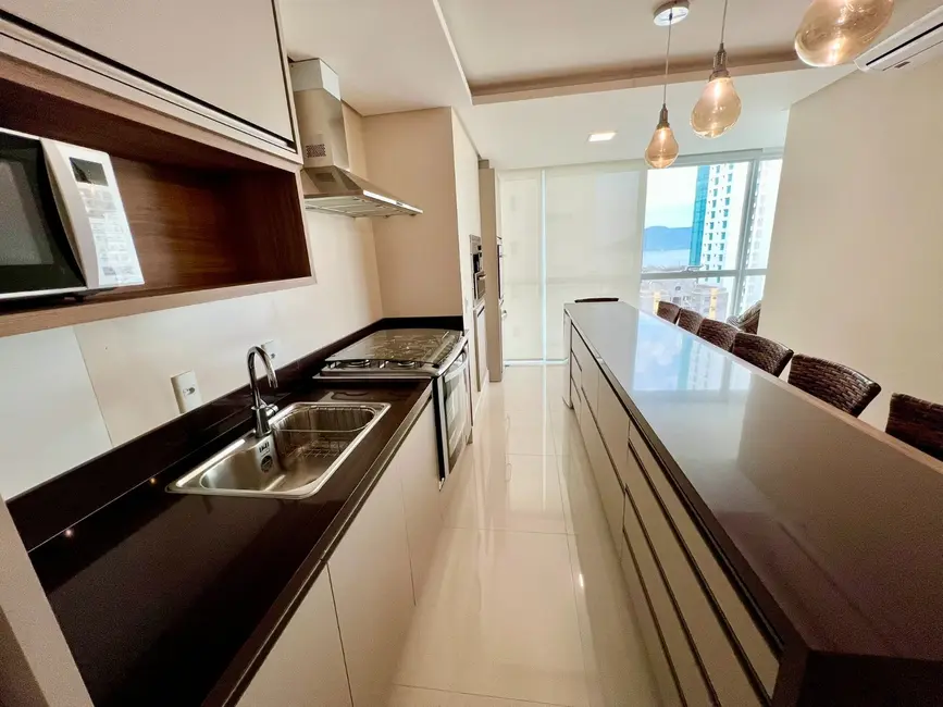 Foto 5 de Apartamento com 3 quartos à venda, 117m2 em Centro, Balneario Camboriu - SC