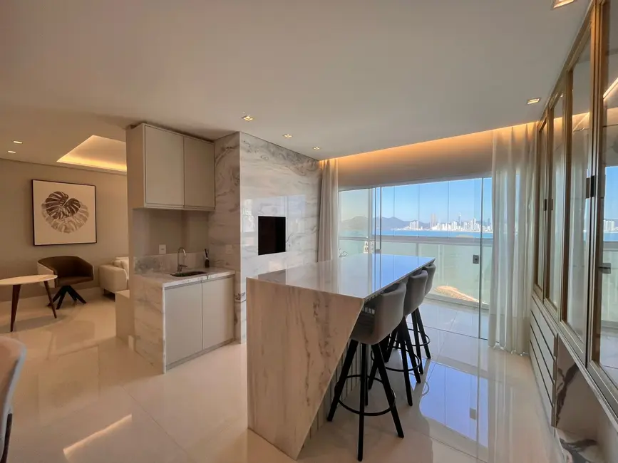Foto 8 de Apartamento com 4 quartos à venda, 191m2 em Pioneiros, Balneario Camboriu - SC