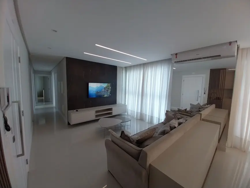 Foto 1 de Apartamento com 4 quartos à venda, 140m2 em Centro, Balneario Camboriu - SC