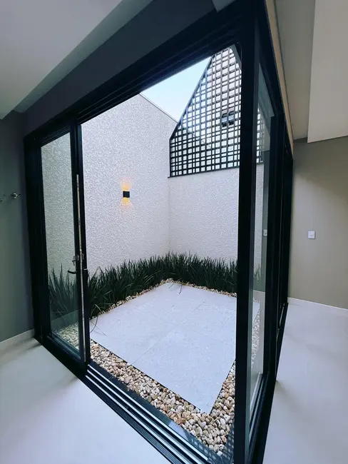 Casa com 3 quartos à venda, 247m2 em Centro, Balneario Camboriu - SC - imagem 6 Foto 6 de Casa com 3 quartos à venda, 247m2 em Centro, Balneario Camboriu - SC