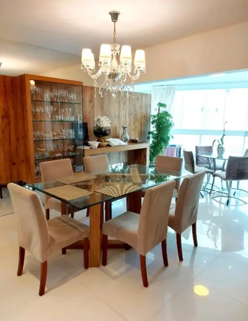 Foto 1 de Apartamento com 3 quartos à venda, 137m2 em Centro, Balneario Camboriu - SC