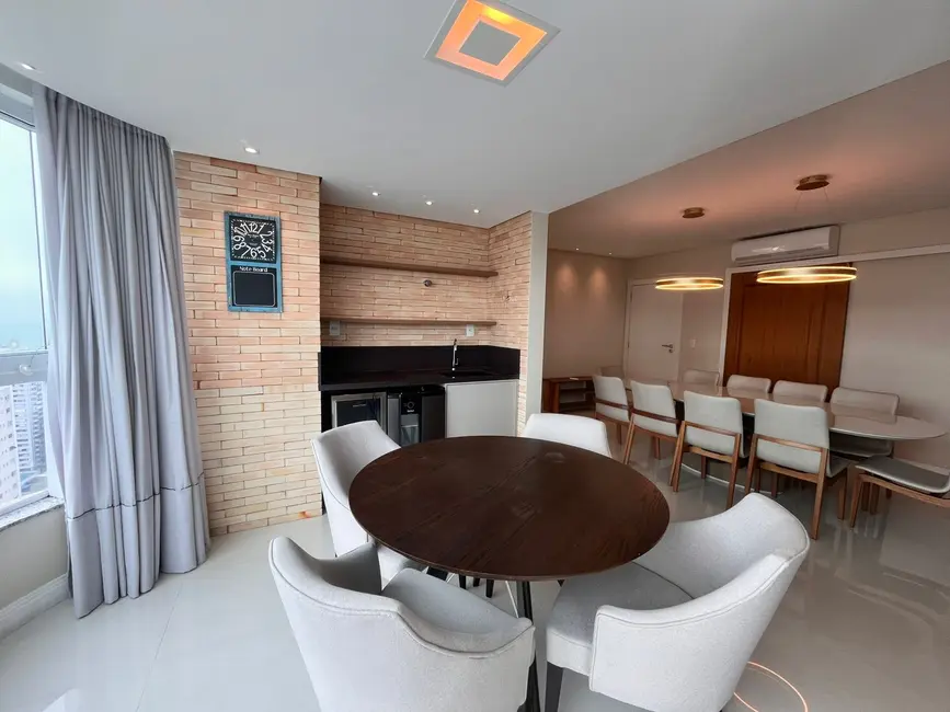 Apartamento com 3 quartos à venda, 137m2 em Centro, Balneario Camboriu - SC - imagem 6 Foto 6 de Apartamento com 3 quartos à venda, 137m2 em Centro, Balneario Camboriu - SC