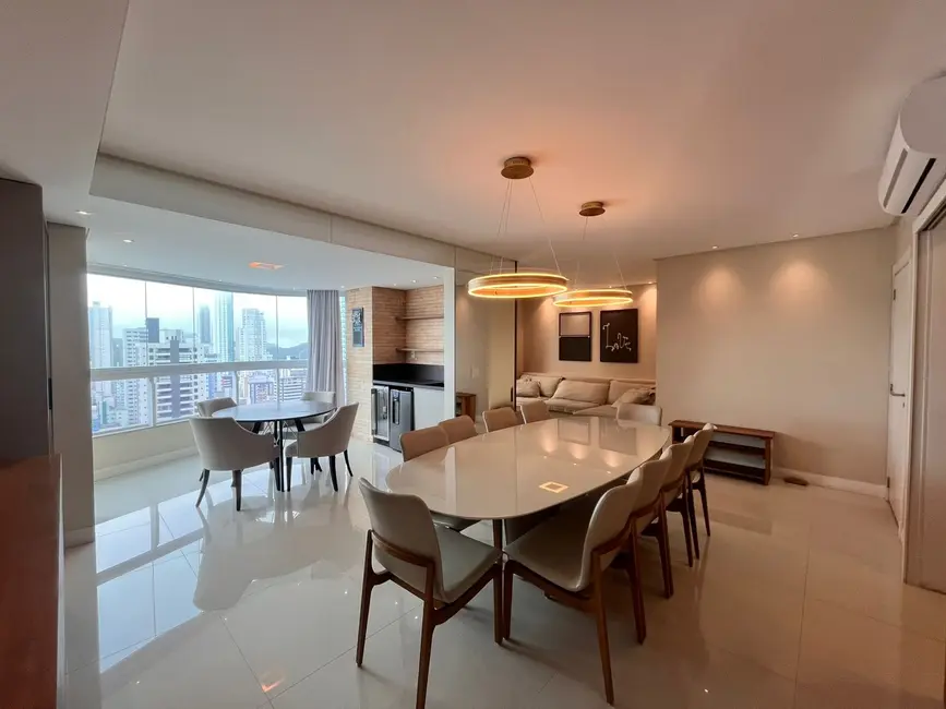 Foto 1 de Apartamento com 3 quartos à venda, 137m2 em Centro, Balneario Camboriu - SC