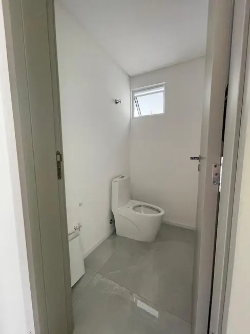 Casa com 3 quartos à venda, 163m2 em São João, Itajai - SC - imagem 9 Foto 9 de Casa com 3 quartos à venda, 163m2 em São João, Itajai - SC