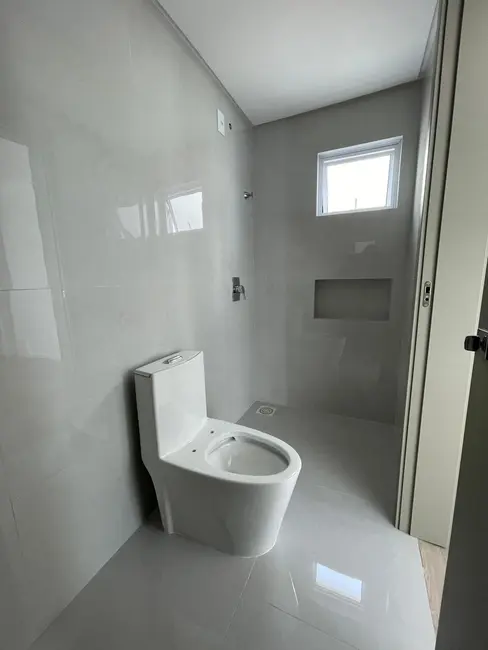 Casa com 3 quartos à venda, 163m2 em São João, Itajai - SC - imagem 3 Foto 3 de Casa com 3 quartos à venda, 163m2 em São João, Itajai - SC