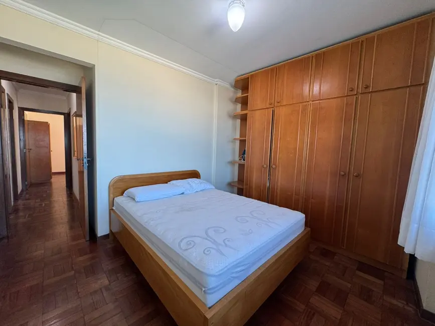 Apartamento com 3 quartos à venda, 131m2 em Centro, Balneario Camboriu - SC - imagem 7 Foto 7 de Apartamento com 3 quartos à venda, 131m2 em Centro, Balneario Camboriu - SC