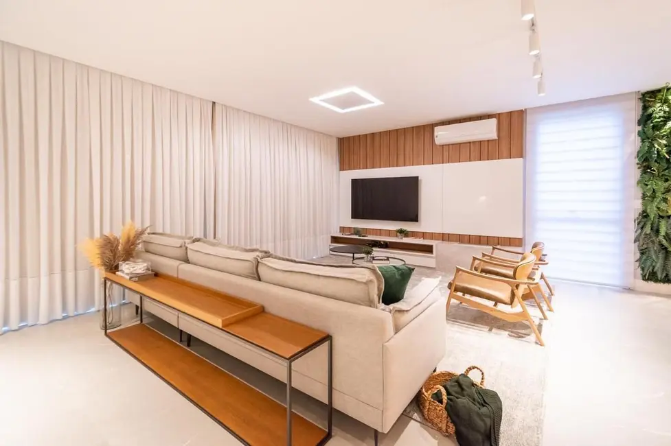 Casa de Condomínio com 4 quartos à venda, 440m2 em Itajai - SC - imagem 6 Foto 6 de Casa de Condomínio com 4 quartos à venda, 440m2 em Itajai - SC