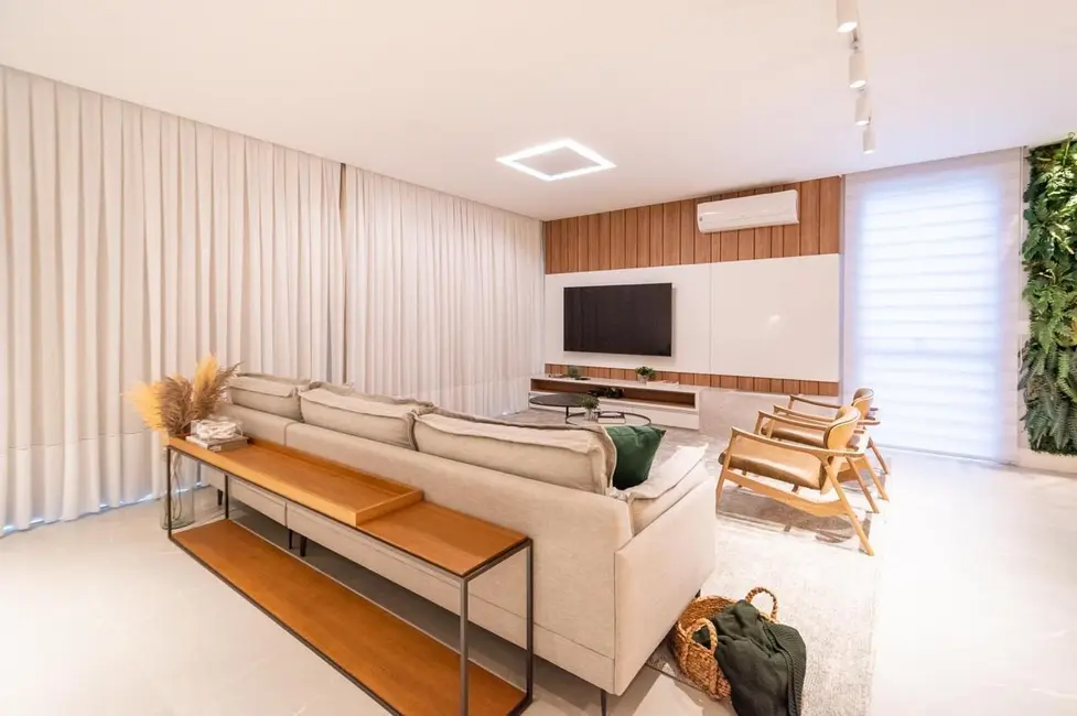 Casa de Condomínio com 4 quartos à venda, 440m2 em Itajai - SC - imagem 8 Foto 8 de Casa de Condomínio com 4 quartos à venda, 440m2 em Itajai - SC