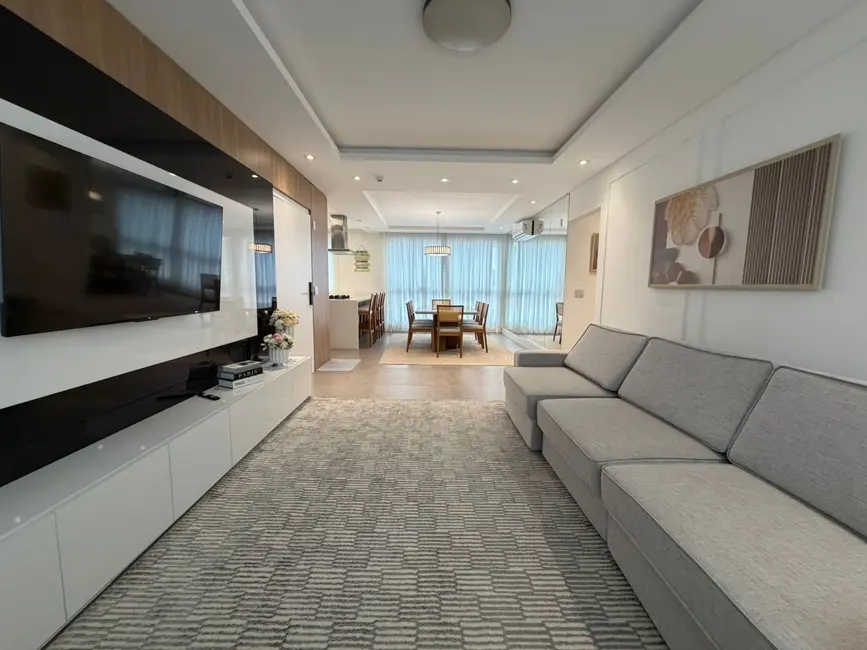 Apartamento com 4 quartos à venda, 143m2 em Centro, Balneario Camboriu - SC - imagem 8 Foto 8 de Apartamento com 4 quartos à venda, 143m2 em Centro, Balneario Camboriu - SC