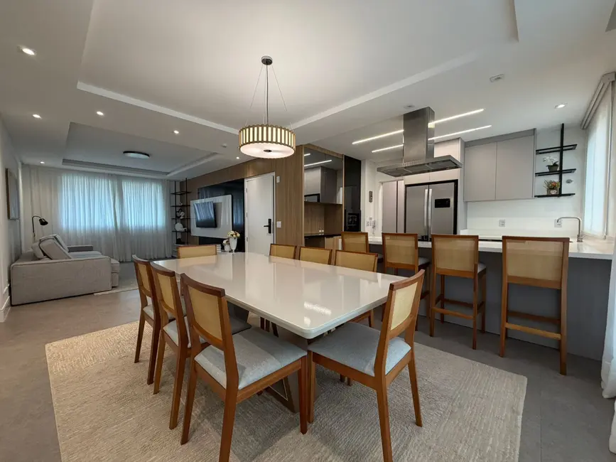 Apartamento com 4 quartos à venda, 143m2 em Centro, Balneario Camboriu - SC - imagem 1 Foto 1 de Apartamento com 4 quartos à venda, 143m2 em Centro, Balneario Camboriu - SC