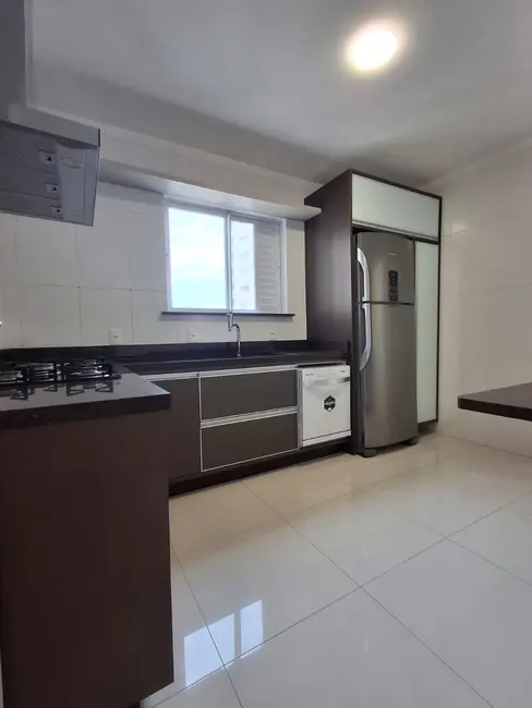 Apartamento com 3 quartos à venda, 143m2 em Centro, Balneario Camboriu - SC - imagem 7 Foto 7 de Apartamento com 3 quartos à venda, 143m2 em Centro, Balneario Camboriu - SC