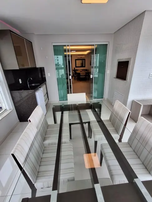 Apartamento com 3 quartos à venda, 143m2 em Centro, Balneario Camboriu - SC - imagem 4 Foto 4 de Apartamento com 3 quartos à venda, 143m2 em Centro, Balneario Camboriu - SC