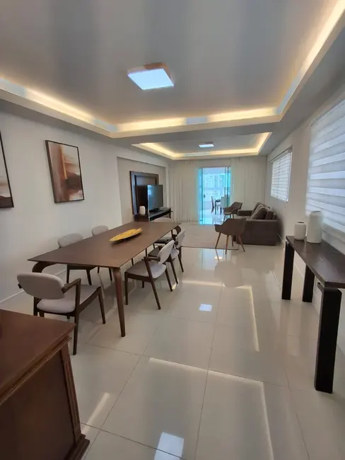 Apartamento com 3 quartos à venda, 143m2 em Centro, Balneario Camboriu - SC - imagem 2 Foto 2 de Apartamento com 3 quartos à venda, 143m2 em Centro, Balneario Camboriu - SC