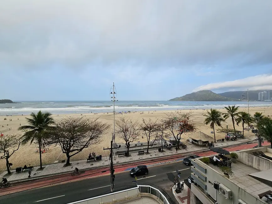 Apartamento com 3 quartos à venda, 193m2 em Centro, Balneario Camboriu - SC - imagem 2 Foto 2 de Apartamento com 3 quartos à venda, 193m2 em Centro, Balneario Camboriu - SC