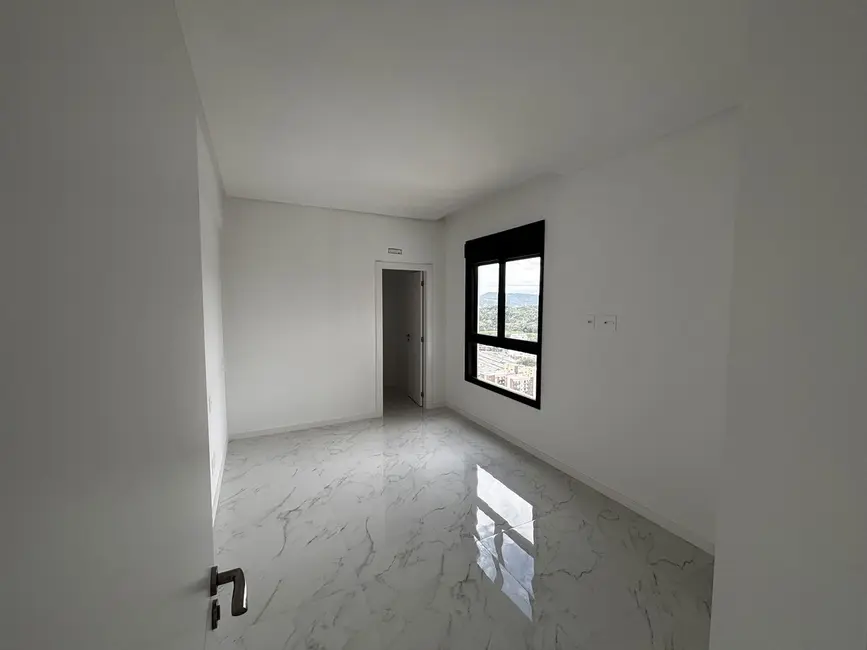 Apartamento com 3 quartos à venda, 136m2 em Centro, Balneario Camboriu - SC - imagem 9 Foto 9 de Apartamento com 3 quartos à venda, 136m2 em Centro, Balneario Camboriu - SC