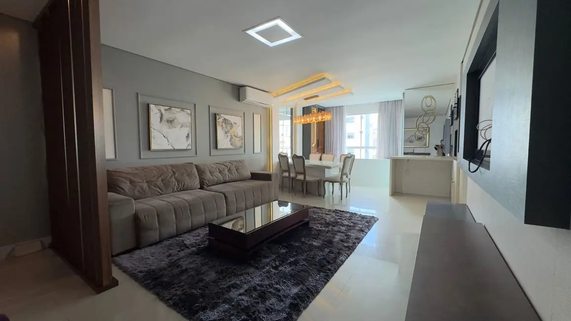 Apartamento com 3 quartos à venda, 132m2 em Centro, Balneario Camboriu - SC - imagem 1 Foto 1 de Apartamento com 3 quartos à venda, 132m2 em Centro, Balneario Camboriu - SC