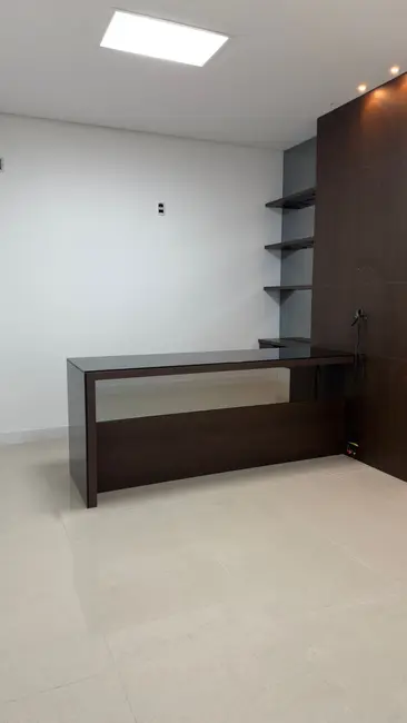 Sala Comercial para alugar, 106m2 em Pioneiros, Balneario Camboriu - SC - imagem 8 Foto 8 de Sala Comercial para alugar, 106m2 em Pioneiros, Balneario Camboriu - SC