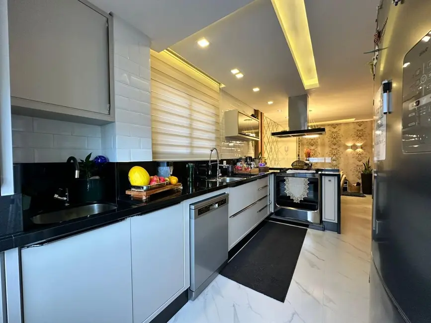 Apartamento com 3 quartos à venda, 107m2 em Centro, Itajai - SC - imagem 5 Foto 5 de Apartamento com 3 quartos à venda, 107m2 em Centro, Itajai - SC