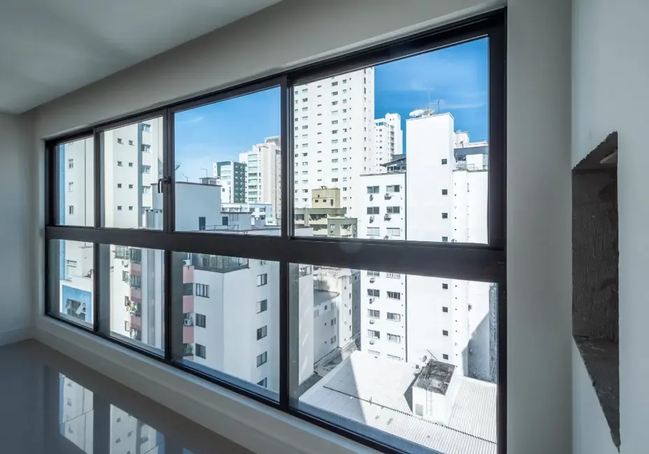 Apartamento com 3 quartos à venda, 117m2 em Centro, Balneario Camboriu - SC - imagem 5 Foto 5 de Apartamento com 3 quartos à venda, 117m2 em Centro, Balneario Camboriu - SC