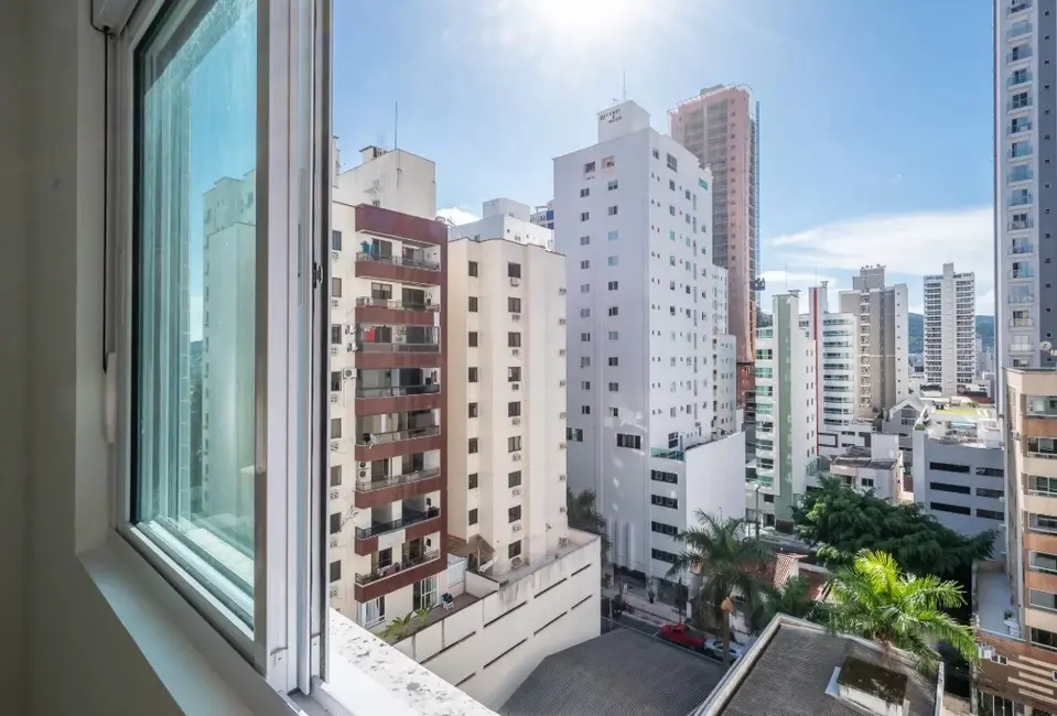 Apartamento com 3 quartos à venda, 117m2 em Centro, Balneario Camboriu - SC - imagem 9 Foto 9 de Apartamento com 3 quartos à venda, 117m2 em Centro, Balneario Camboriu - SC