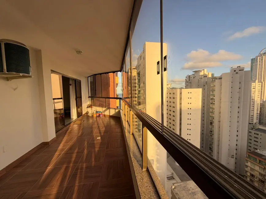 Apartamento com 3 quartos à venda em Centro, Balneario Camboriu - SC - imagem 1 Foto 1 de Apartamento com 3 quartos à venda em Centro, Balneario Camboriu - SC