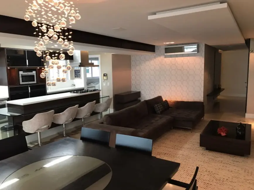 Foto 3 de Apartamento com 3 quartos à venda, 206m2 em Centro, Balneario Camboriu - SC