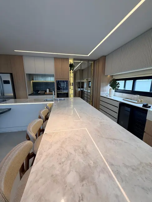 Foto 5 de Casa de Condomínio com 4 quartos à venda, 440m2 em Santa Regina, Camboriu - SC