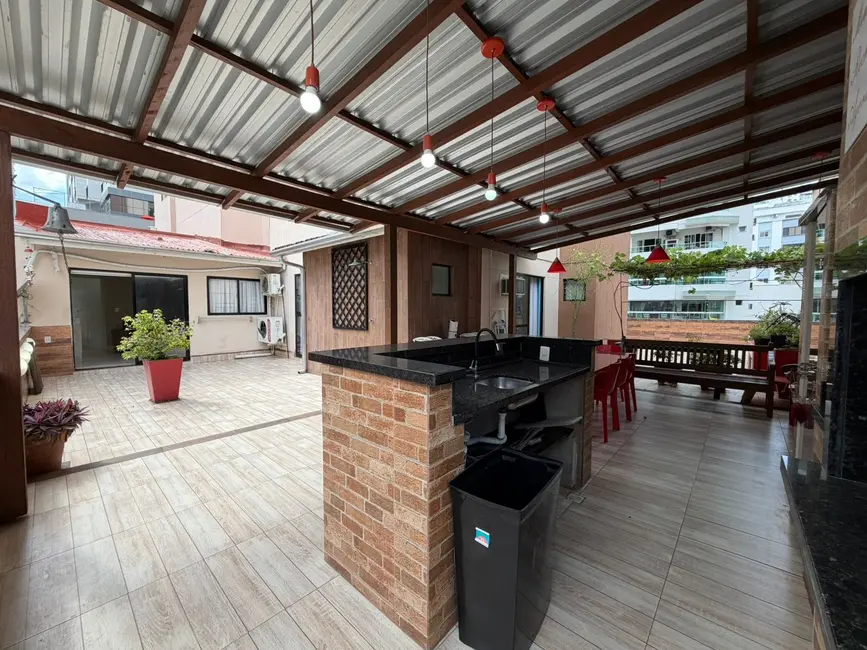 Foto 2 de Apartamento com 3 quartos à venda, 267m2 em Centro, Balneario Camboriu - SC