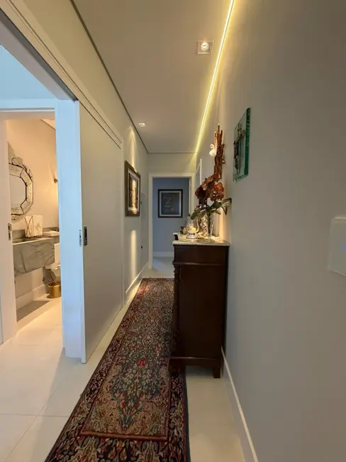 Foto 7 de Apartamento com 3 quartos à venda, 138m2 em Centro, Balneario Camboriu - SC