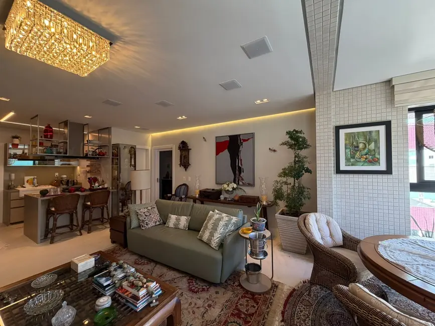 Foto 3 de Apartamento com 3 quartos à venda, 138m2 em Centro, Balneario Camboriu - SC