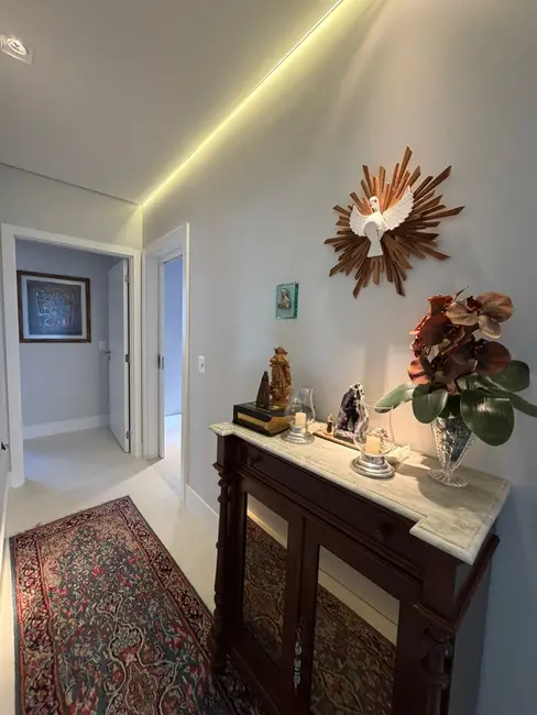 Foto 8 de Apartamento com 3 quartos à venda, 138m2 em Centro, Balneario Camboriu - SC