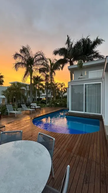 Casa de Condomínio com 5 quartos à venda, 430m2 em Itajai - SC - imagem 1 Foto 1 de Casa de Condomínio com 5 quartos à venda, 430m2 em Itajai - SC