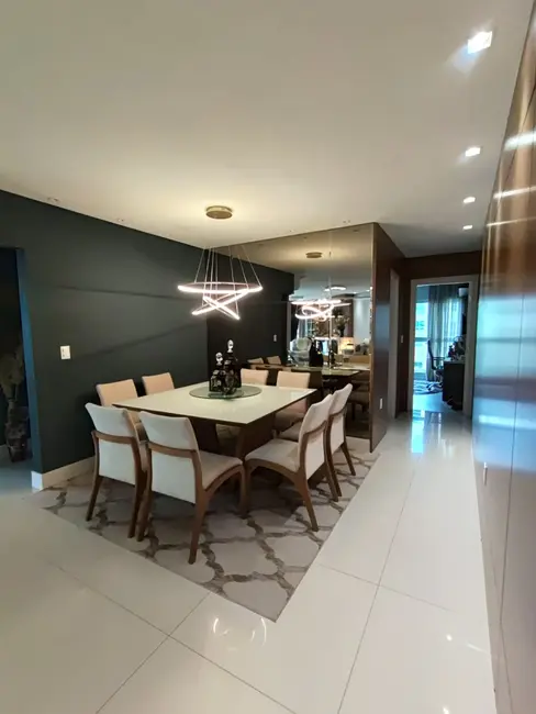 Apartamento com 4 quartos à venda, 160m2 em Pioneiros, Balneario Camboriu - SC - imagem 4 Foto 4 de Apartamento com 4 quartos à venda, 160m2 em Pioneiros, Balneario Camboriu - SC