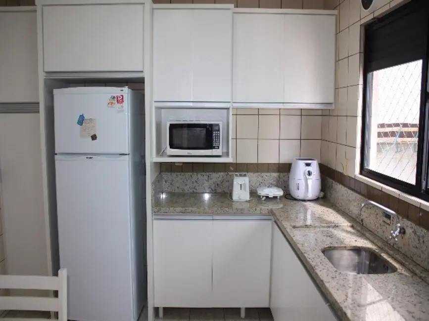 Apartamento com 2 quartos à venda, 80m2 em Centro, Balneario Camboriu - SC - imagem 6 Foto 6 de Apartamento com 2 quartos à venda, 80m2 em Centro, Balneario Camboriu - SC