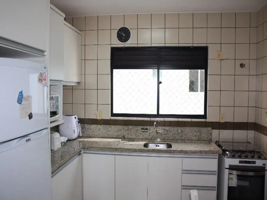 Apartamento com 2 quartos à venda, 80m2 em Centro, Balneario Camboriu - SC - imagem 5 Foto 5 de Apartamento com 2 quartos à venda, 80m2 em Centro, Balneario Camboriu - SC