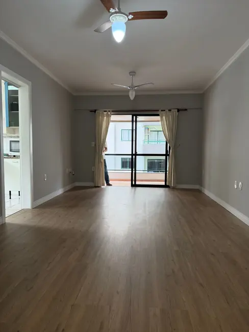 Apartamento com 3 quartos à venda, 125m2 em Centro, Balneario Camboriu - SC - imagem 4 Foto 4 de Apartamento com 3 quartos à venda, 125m2 em Centro, Balneario Camboriu - SC