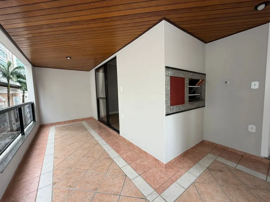 Apartamento com 3 quartos à venda, 125m2 em Centro, Balneario Camboriu - SC - imagem 1 Foto 1 de Apartamento com 3 quartos à venda, 125m2 em Centro, Balneario Camboriu - SC