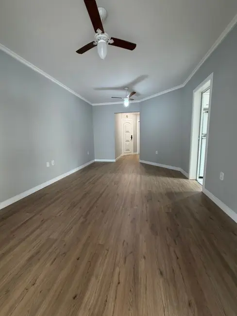 Apartamento com 3 quartos à venda, 125m2 em Centro, Balneario Camboriu - SC - imagem 5 Foto 5 de Apartamento com 3 quartos à venda, 125m2 em Centro, Balneario Camboriu - SC