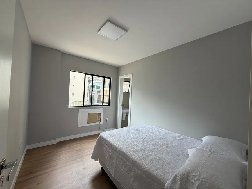 Apartamento com 3 quartos à venda, 125m2 em Centro, Balneario Camboriu - SC - imagem 7 Foto 7 de Apartamento com 3 quartos à venda, 125m2 em Centro, Balneario Camboriu - SC