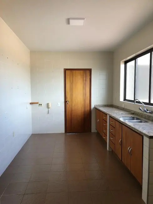 Foto 5 de Apartamento com 3 quartos à venda, 166m2 em Centro, Bela Vista Do Paraiso - PR