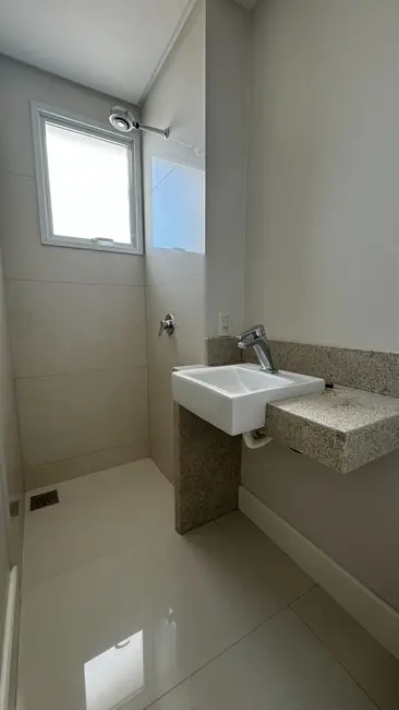 Apartamento com 4 quartos à venda, 237m2 em Centro, Balneario Camboriu - SC - imagem 6 Foto 6 de Apartamento com 4 quartos à venda, 237m2 em Centro, Balneario Camboriu - SC