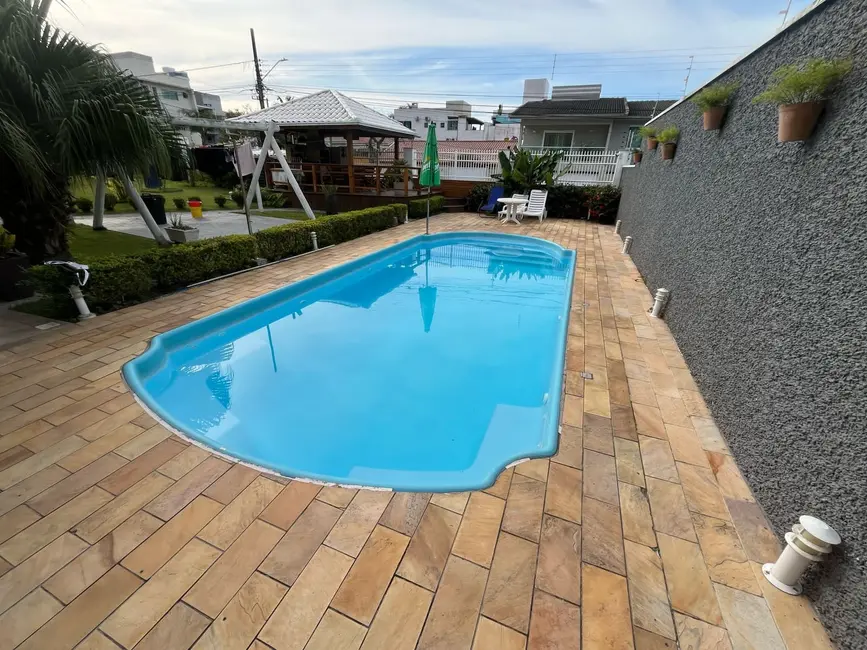 Foto 6 de Terreno / Lote à venda, 401m2 em Praia dos Amores, Balneario Camboriu - SC