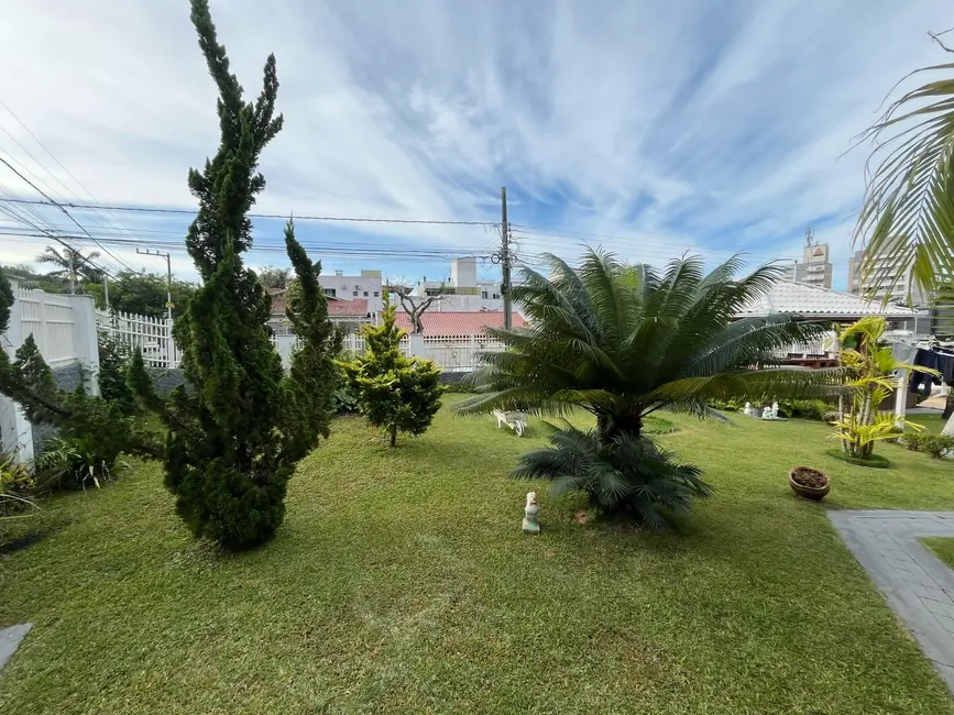 Foto 7 de Terreno / Lote à venda, 401m2 em Praia dos Amores, Balneario Camboriu - SC