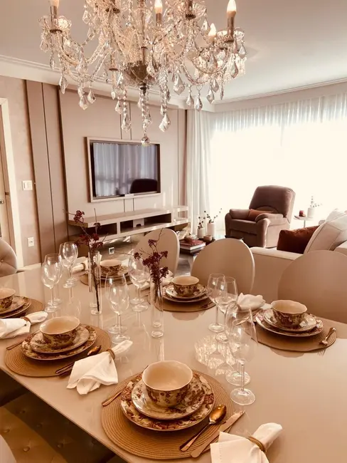 Apartamento com 3 quartos à venda, 160m2 em Centro, Balneario Camboriu - SC - imagem 1 Foto 1 de Apartamento com 3 quartos à venda, 160m2 em Centro, Balneario Camboriu - SC