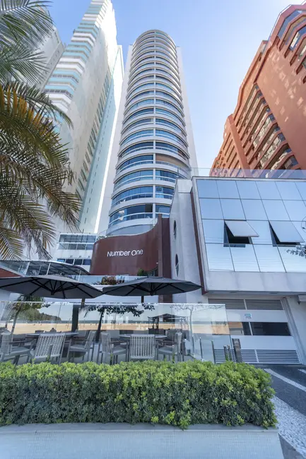 Apartamento com 3 quartos à venda, 115m2 em Centro, Balneario Camboriu - SC - imagem 2 Foto 2 de Apartamento com 3 quartos à venda, 115m2 em Centro, Balneario Camboriu - SC