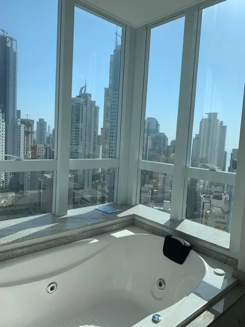 Foto 8 de Apartamento com 4 quartos à venda, 182m2 em Balneario Camboriu - SC