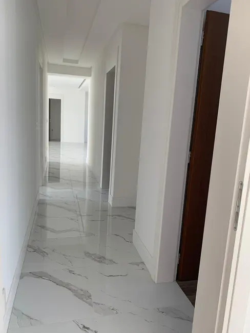 Foto 5 de Apartamento com 4 quartos à venda, 182m2 em Balneario Camboriu - SC