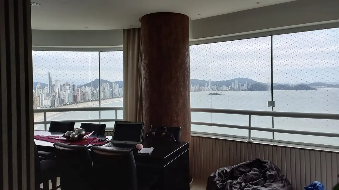 Apartamento com 4 quartos à venda, 278m2 em Centro, Balneario Camboriu - SC - imagem 6 Foto 6 de Apartamento com 4 quartos à venda, 278m2 em Centro, Balneario Camboriu - SC