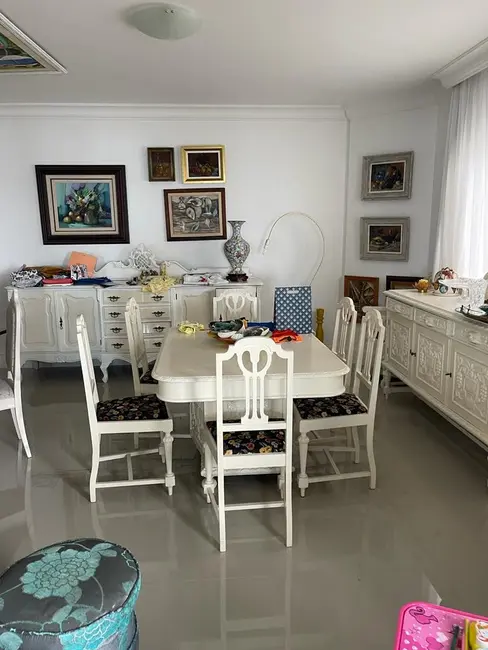 Apartamento com 4 quartos para alugar, 410m2 em Centro, Balneario Camboriu - SC - imagem 6 Foto 6 de Apartamento com 4 quartos para alugar, 410m2 em Centro, Balneario Camboriu - SC