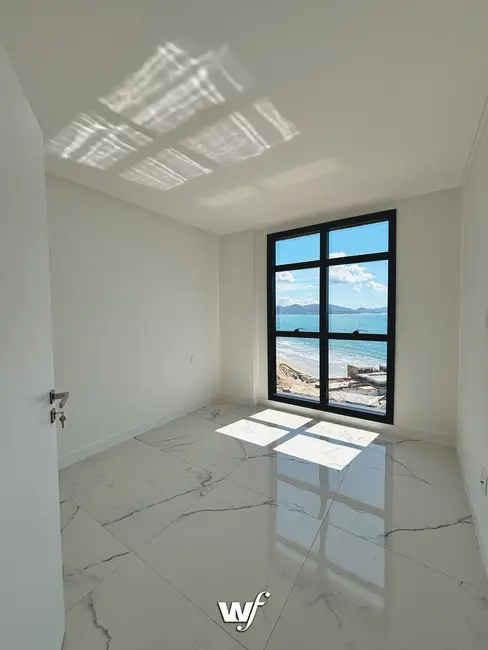 Foto 4 de Apartamento com 2 quartos à venda, 85m2 em Porto Belo - SC